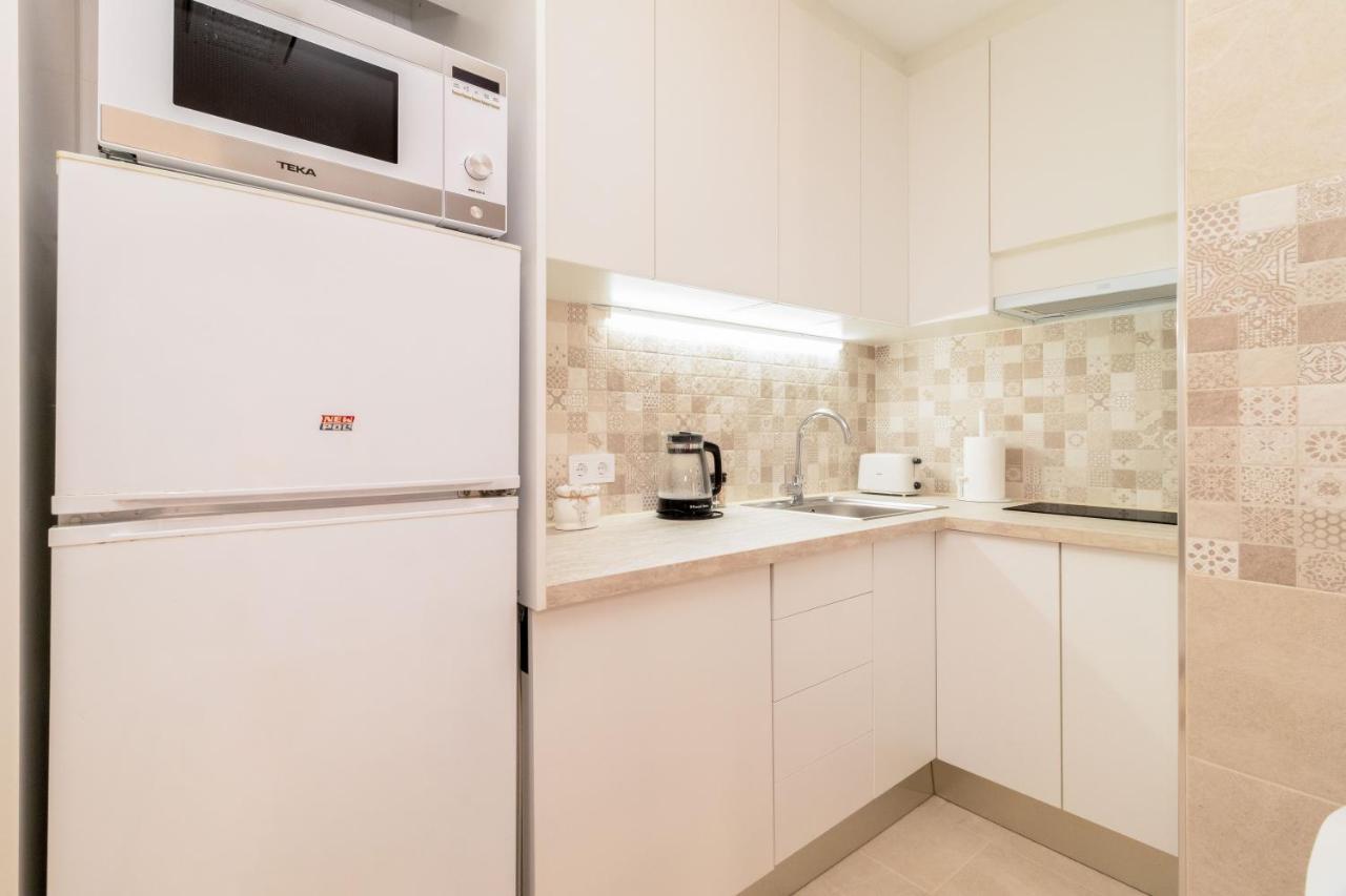 Apartamento Asta Lägenhet Torrevieja Exteriör bild
