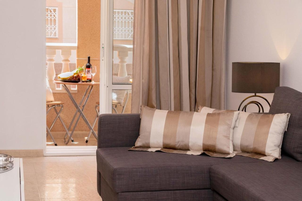 Apartamento Asta Lägenhet Torrevieja Exteriör bild
